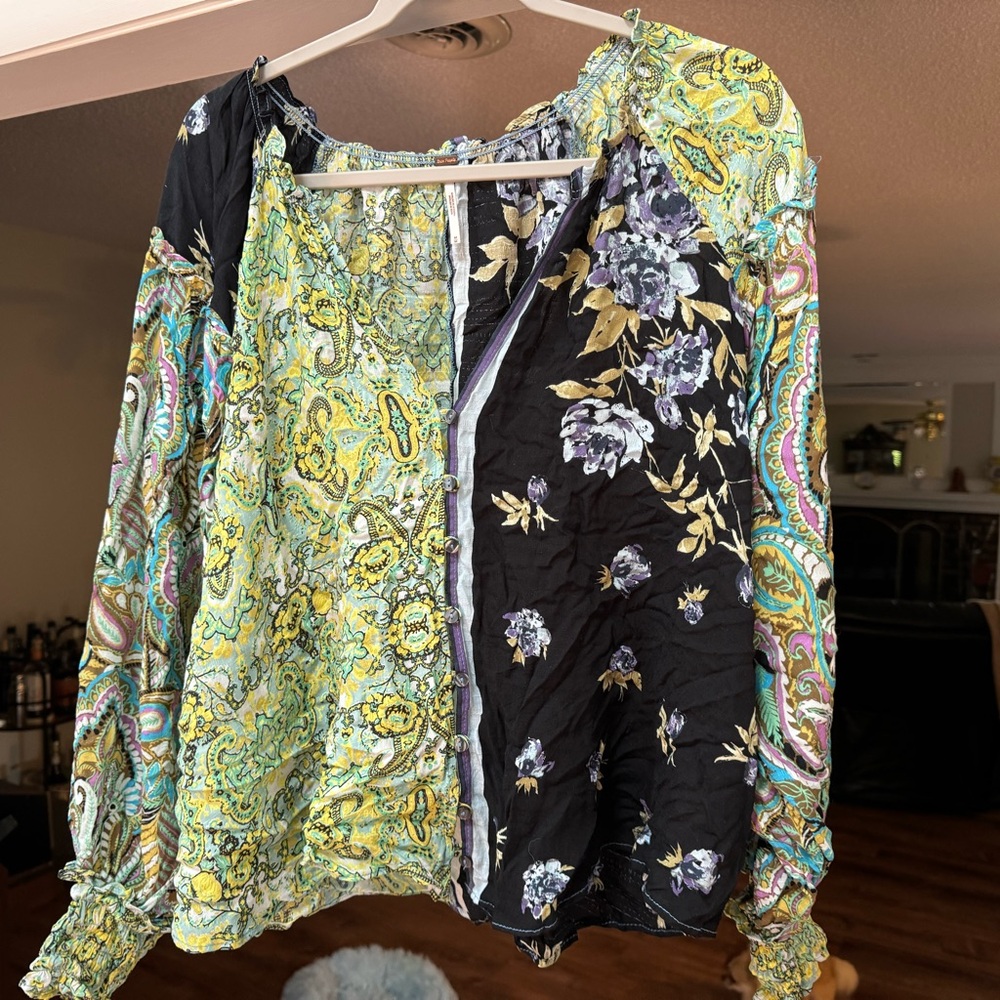 FREE PEOPLE TOP SIZE M